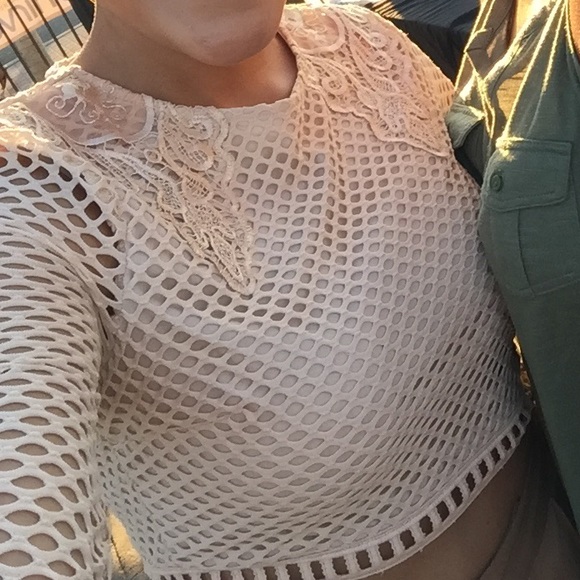 Crop top - Picture 5 of 5